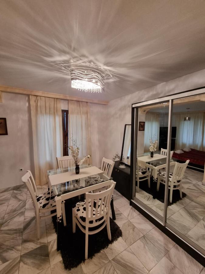Tsar Simeon, 2 Bedroom, Living And Fireplace *